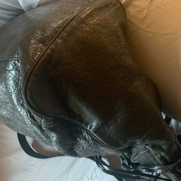 BALENCIAGA 'Velo' Classic Studs GRAY crossbody - Picture 5 of 5